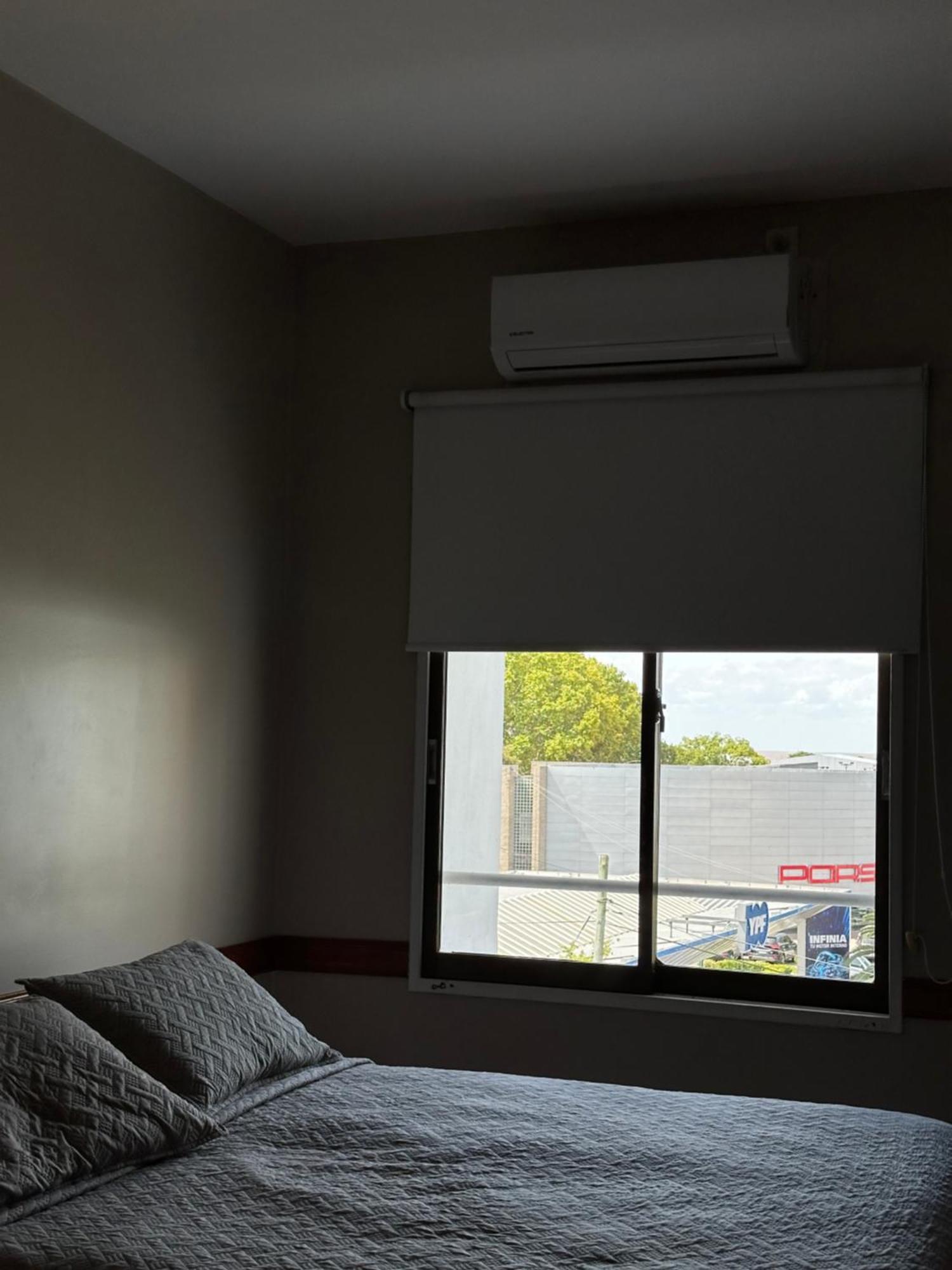 Hotel Vicente Lopez Bagian luar foto