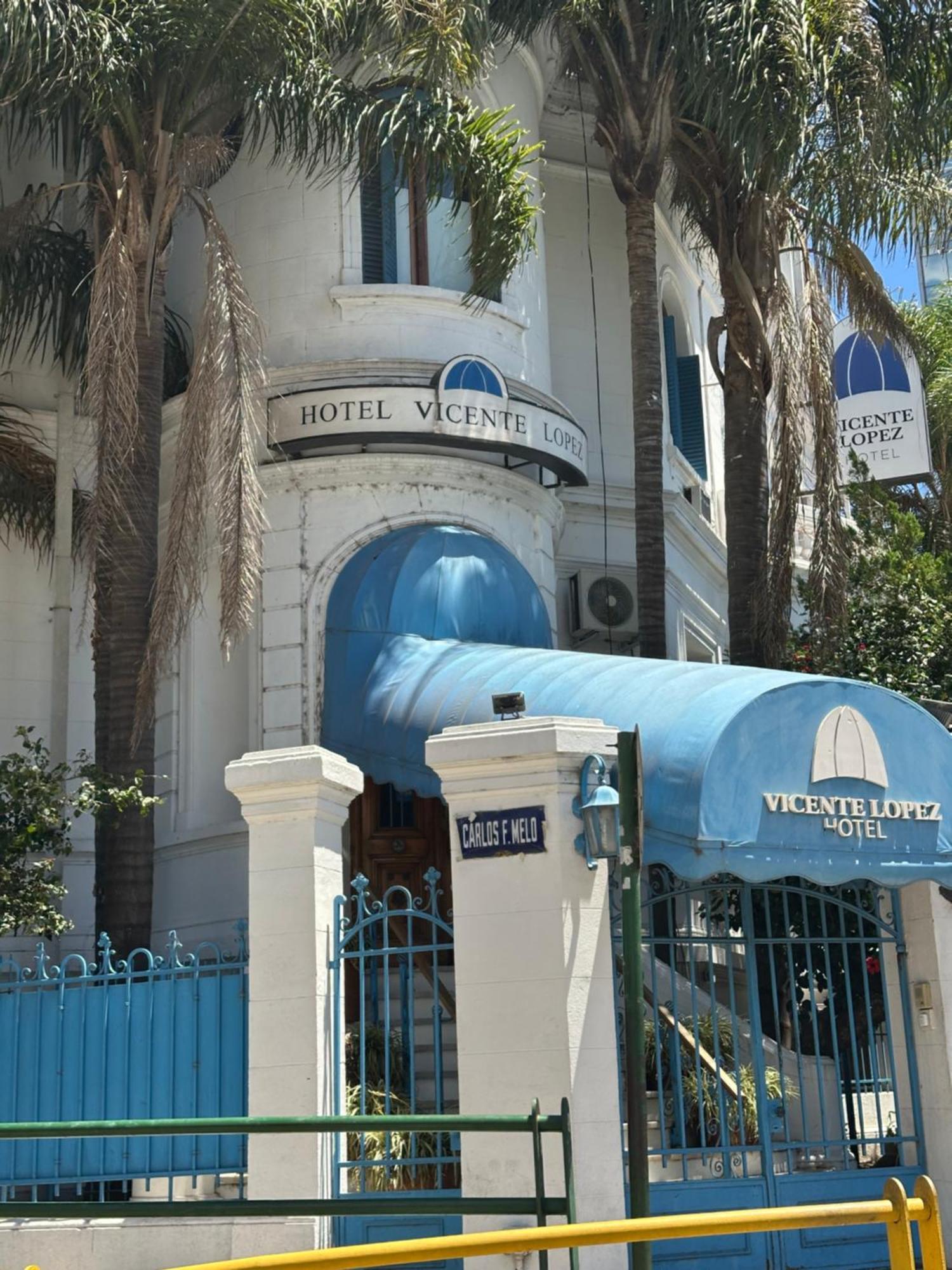 Hotel Vicente Lopez Bagian luar foto