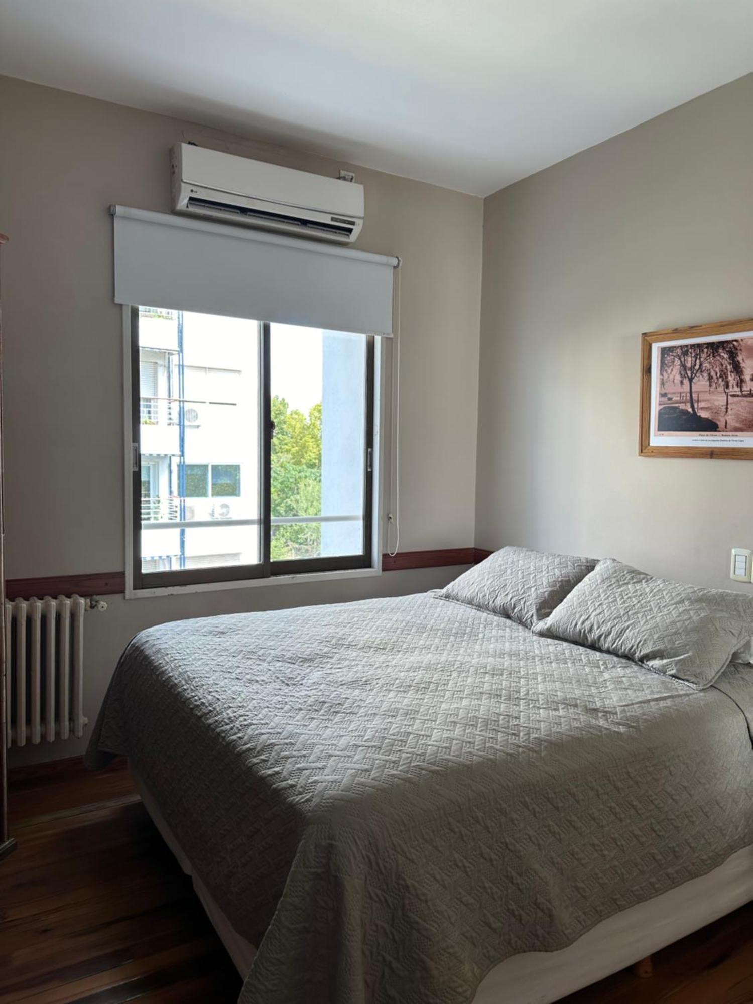 Hotel Vicente Lopez Bagian luar foto